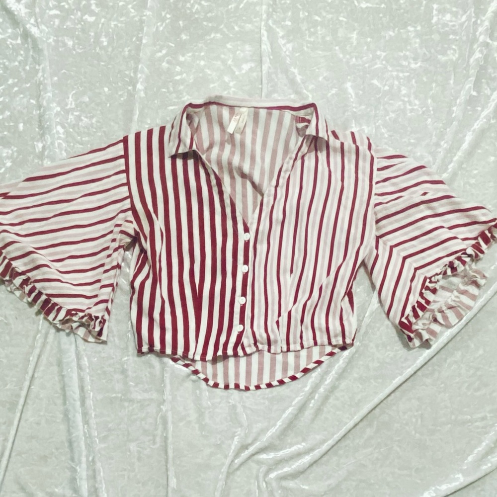 Stripped crop top button up shirt